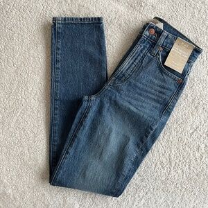 Everlane Perfect Vintage Jean - size 23 (NWT)
